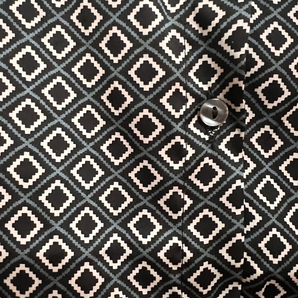 Patterned Blouse - Picture 3 of 5